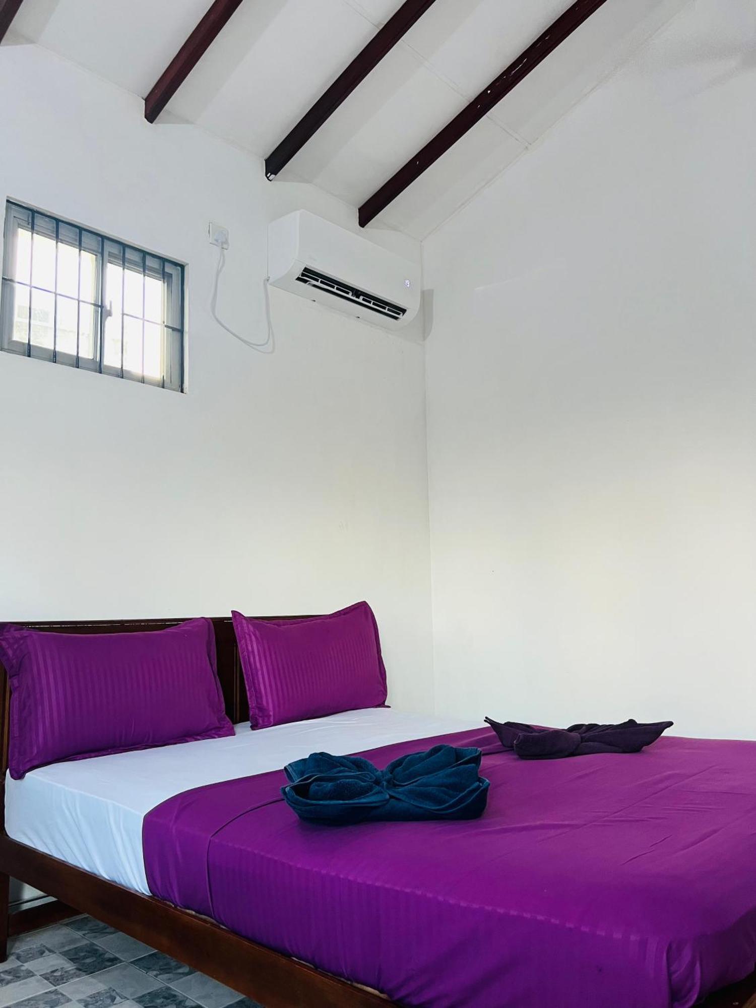 Honey Beach Hostel Νεγκόμπο Εξωτερικό φωτογραφία